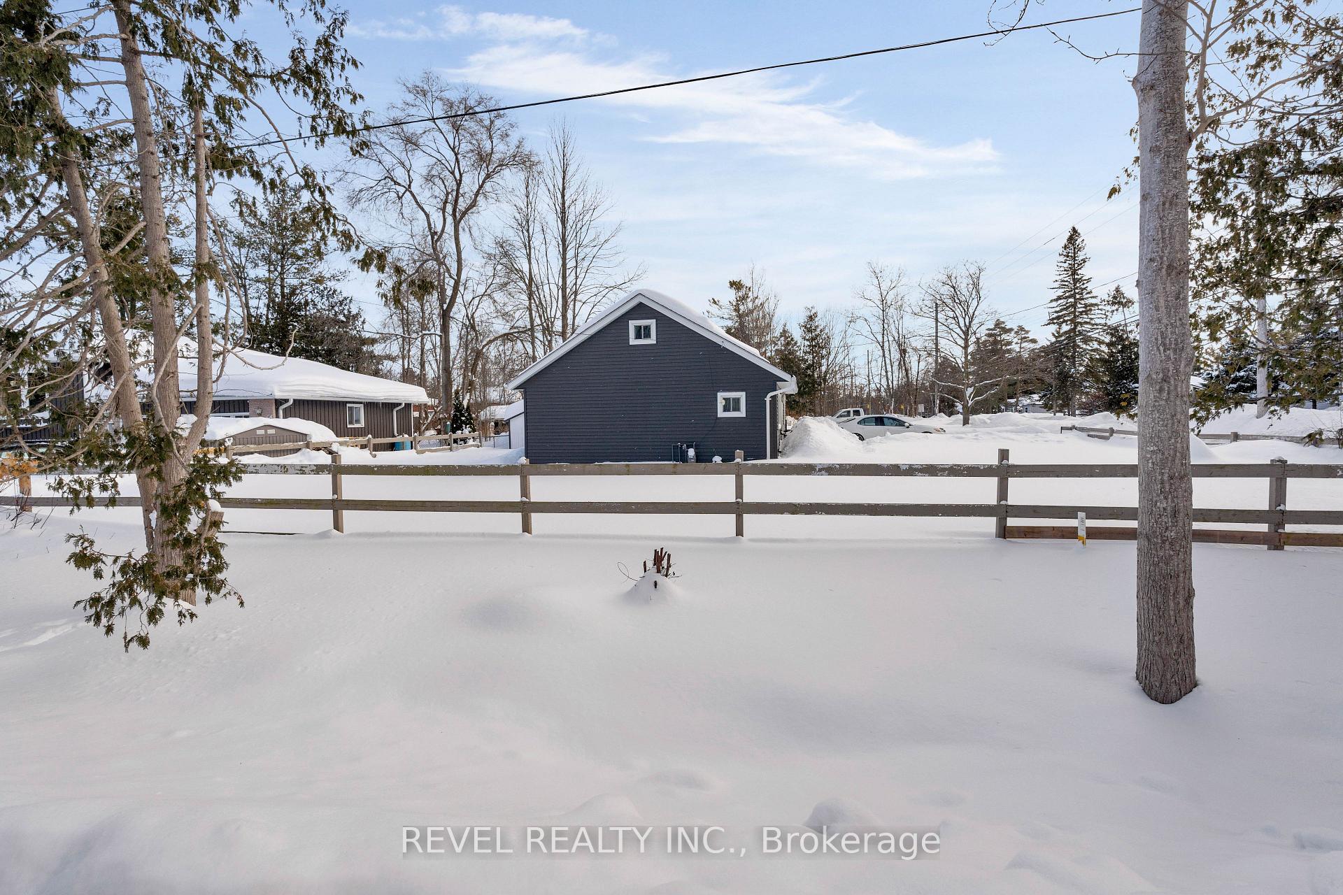 Photo 21 of 2291 25 Side Road, Innisfil, Alcona — HOMEH