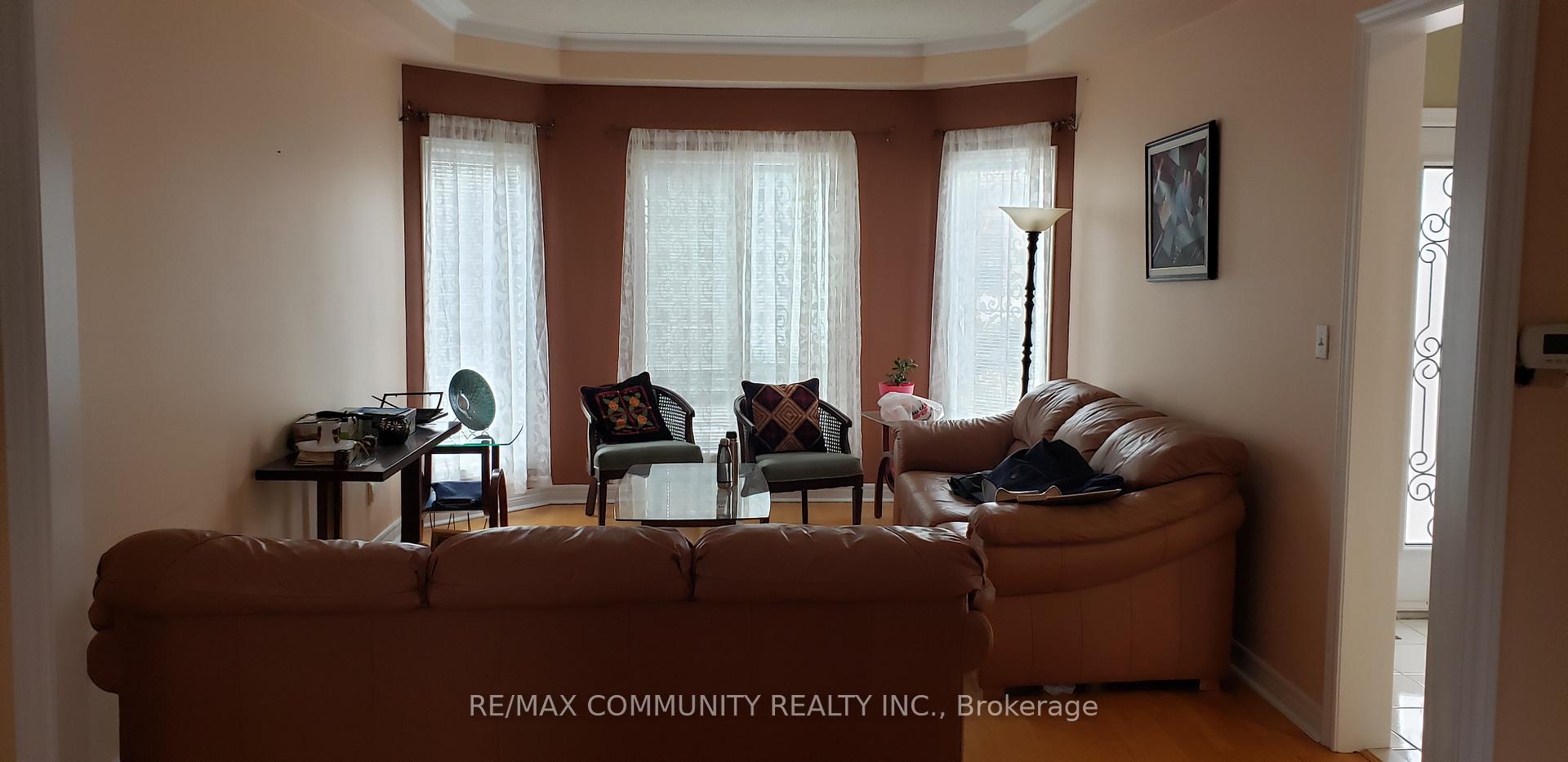 Photo 16 of 45 Eyer Drive, Markham, Cachet — HOMEH