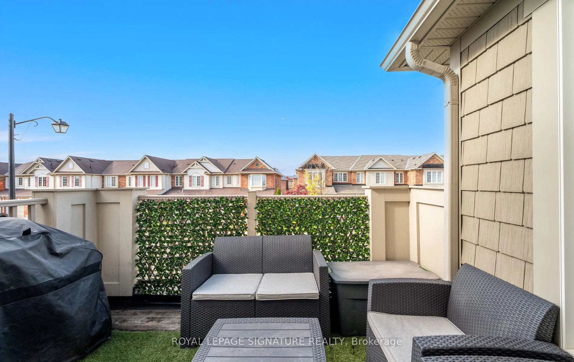 Photo 27 of 240 Mortimer Crescent, Milton, Harrison — HOMEH