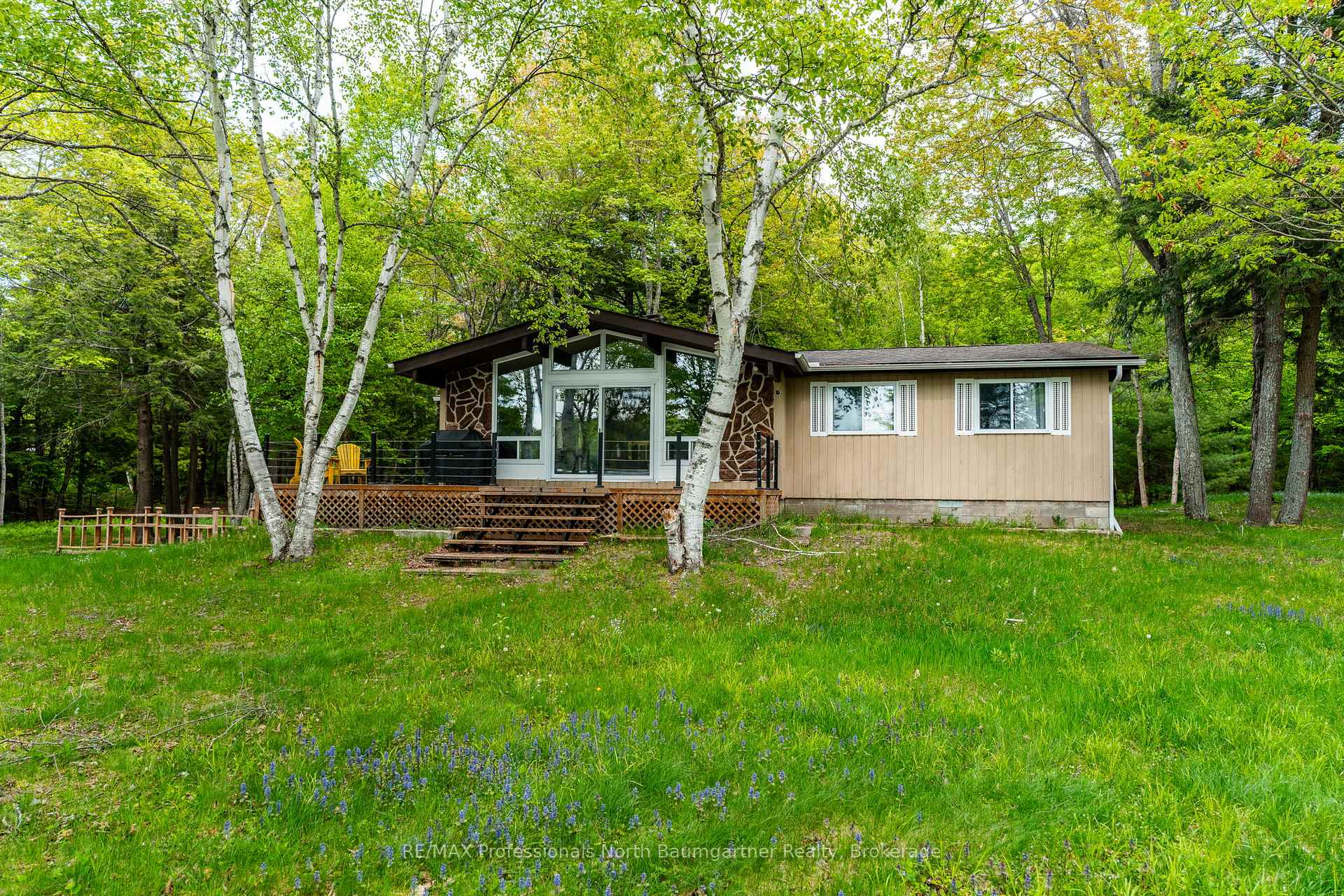 Photo 3 of 1088 Gravel Pit Drive, Minden Hills, Minden — HOMEH