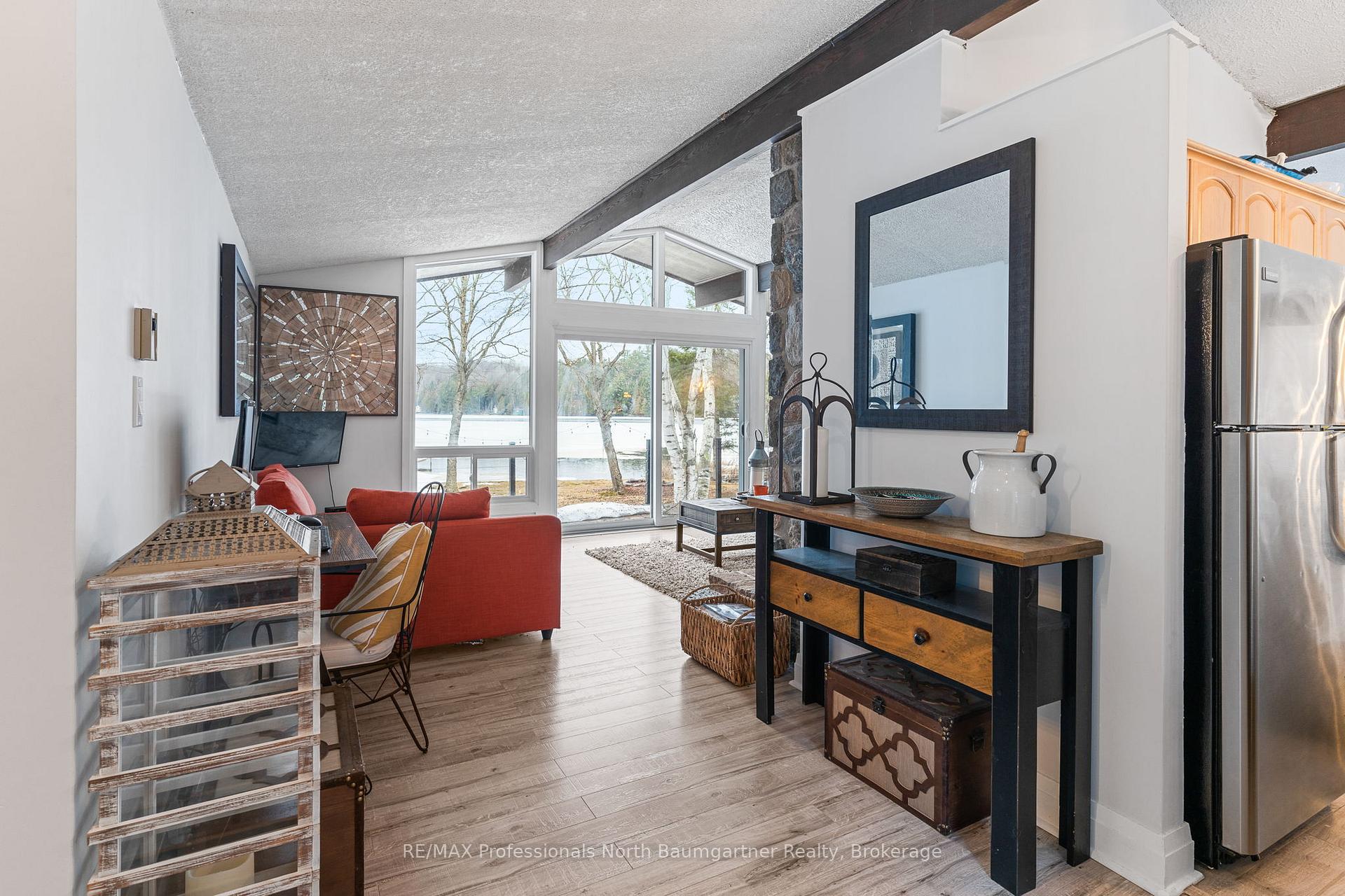 Photo 9 of 1088 Gravel Pit Drive, Minden Hills, Minden — HOMEH