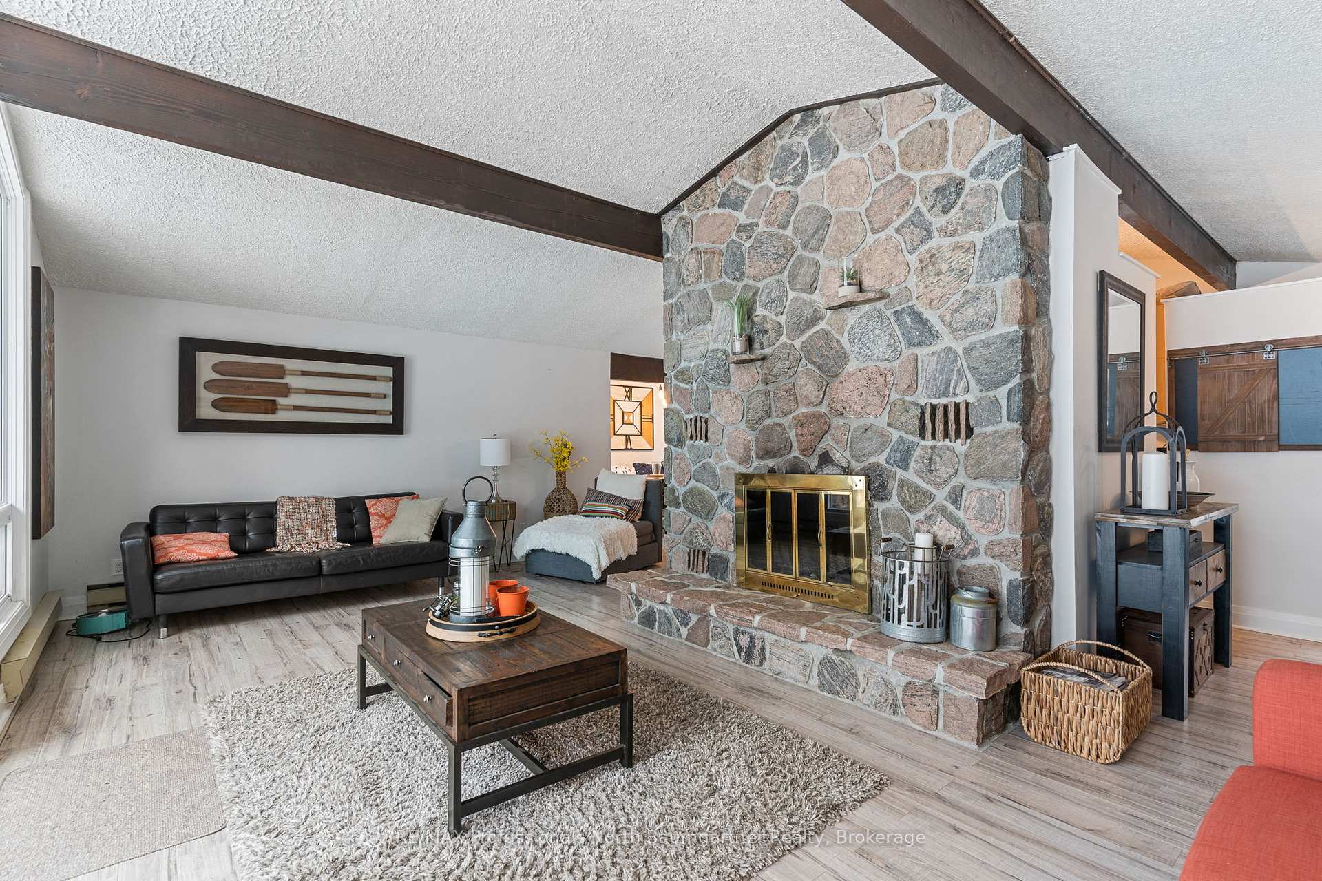 Photo 14 of 1088 Gravel Pit Drive, Minden Hills, Minden — HOMEH