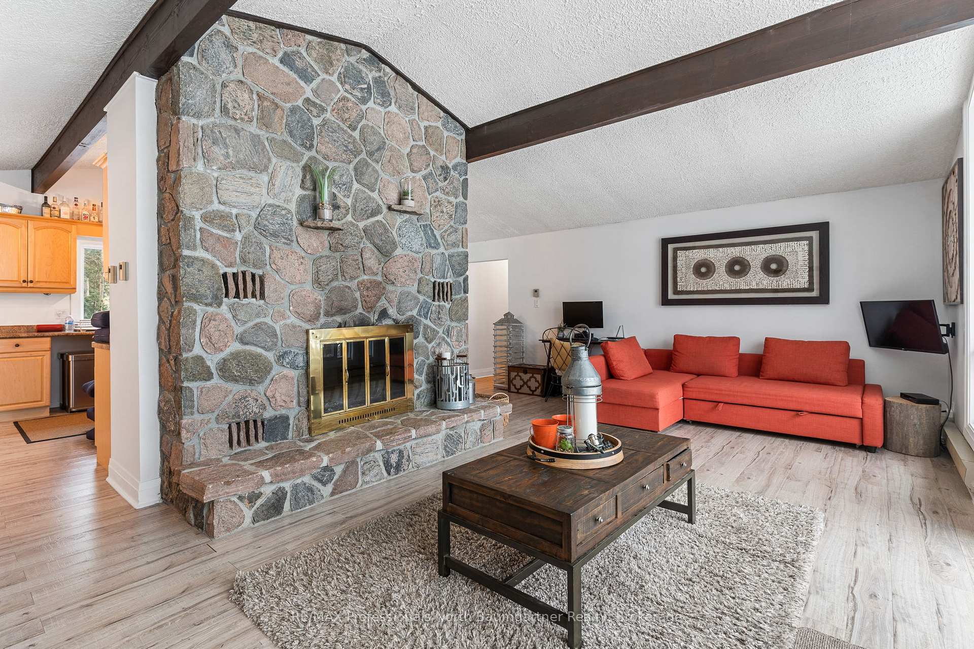 Photo 16 of 1088 Gravel Pit Drive, Minden Hills, Minden — HOMEH