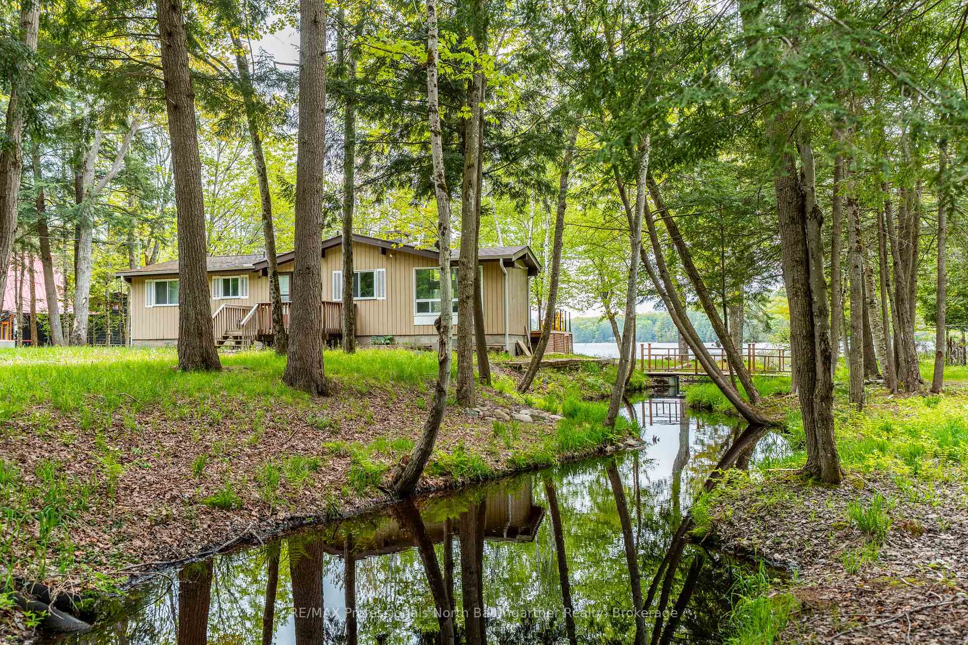Photo 20 of 1088 Gravel Pit Drive, Minden Hills, Minden — HOMEH
