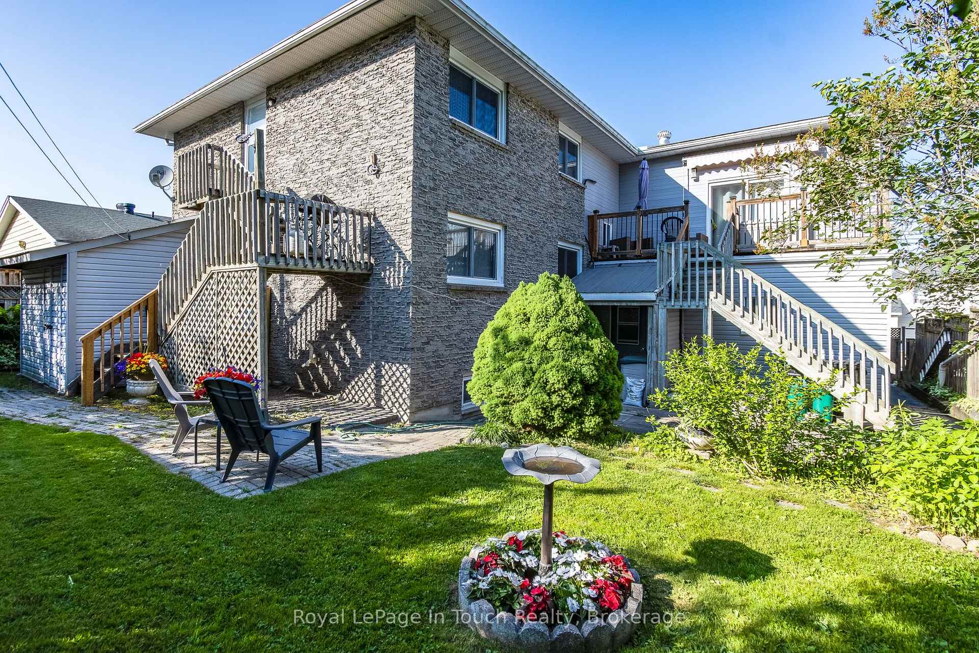Photo 3 of 206 Lindsay Street, Midland — HOMEH