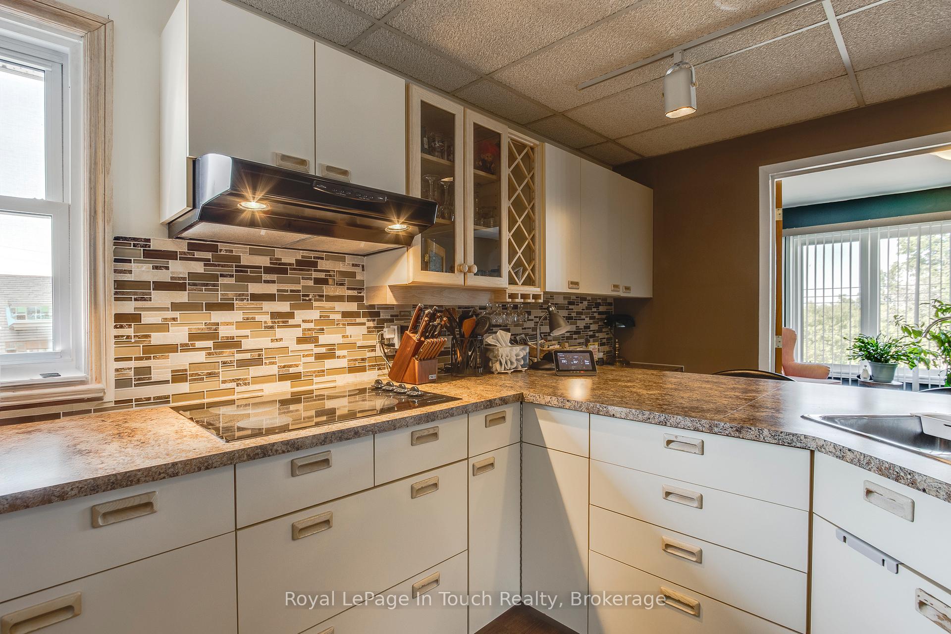 Photo 6 of 206 Lindsay Street, Midland — HOMEH