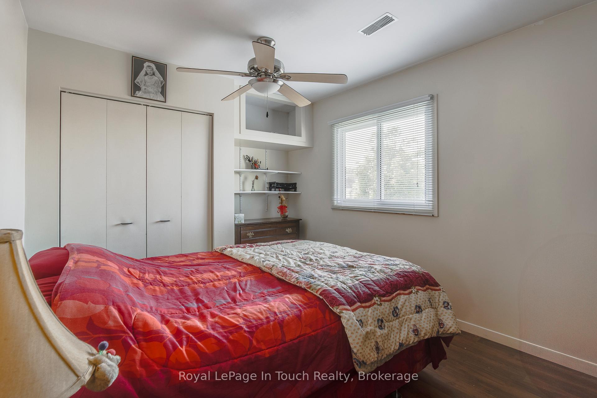 Photo 15 of 206 Lindsay Street, Midland — HOMEH