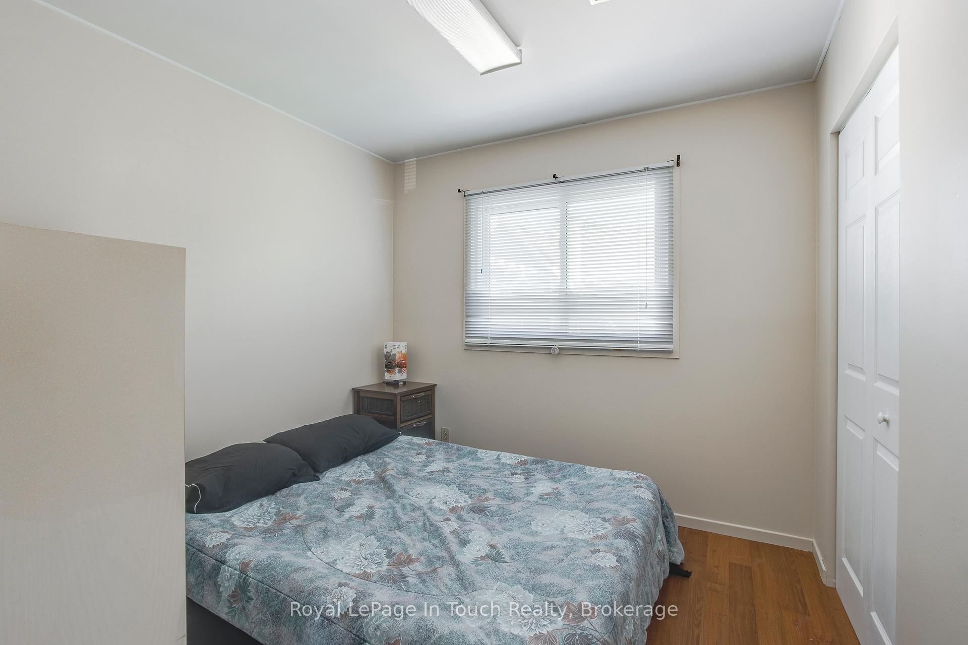 Photo 16 of 206 Lindsay Street, Midland — HOMEH