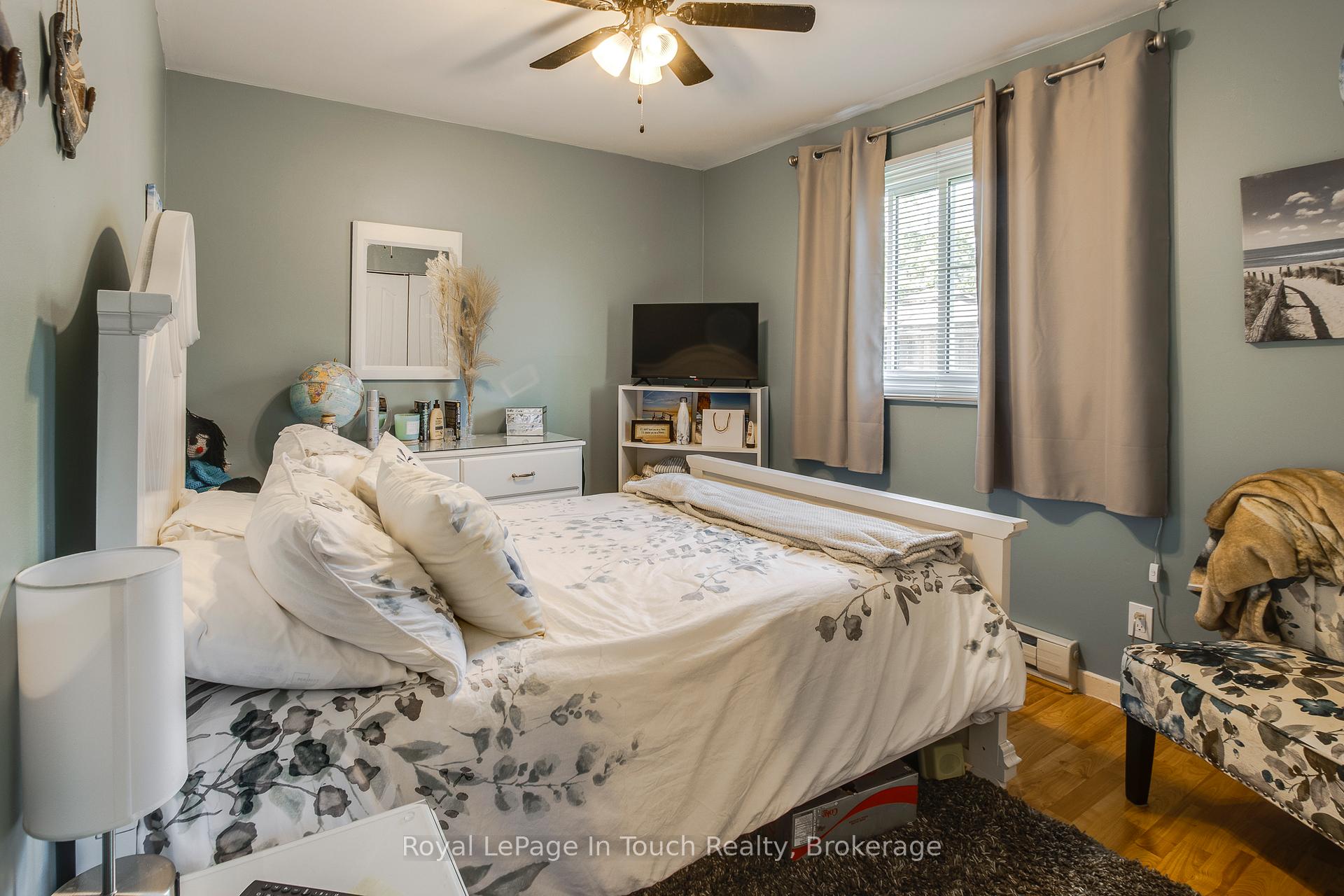 Photo 25 of 206 Lindsay Street, Midland — HOMEH