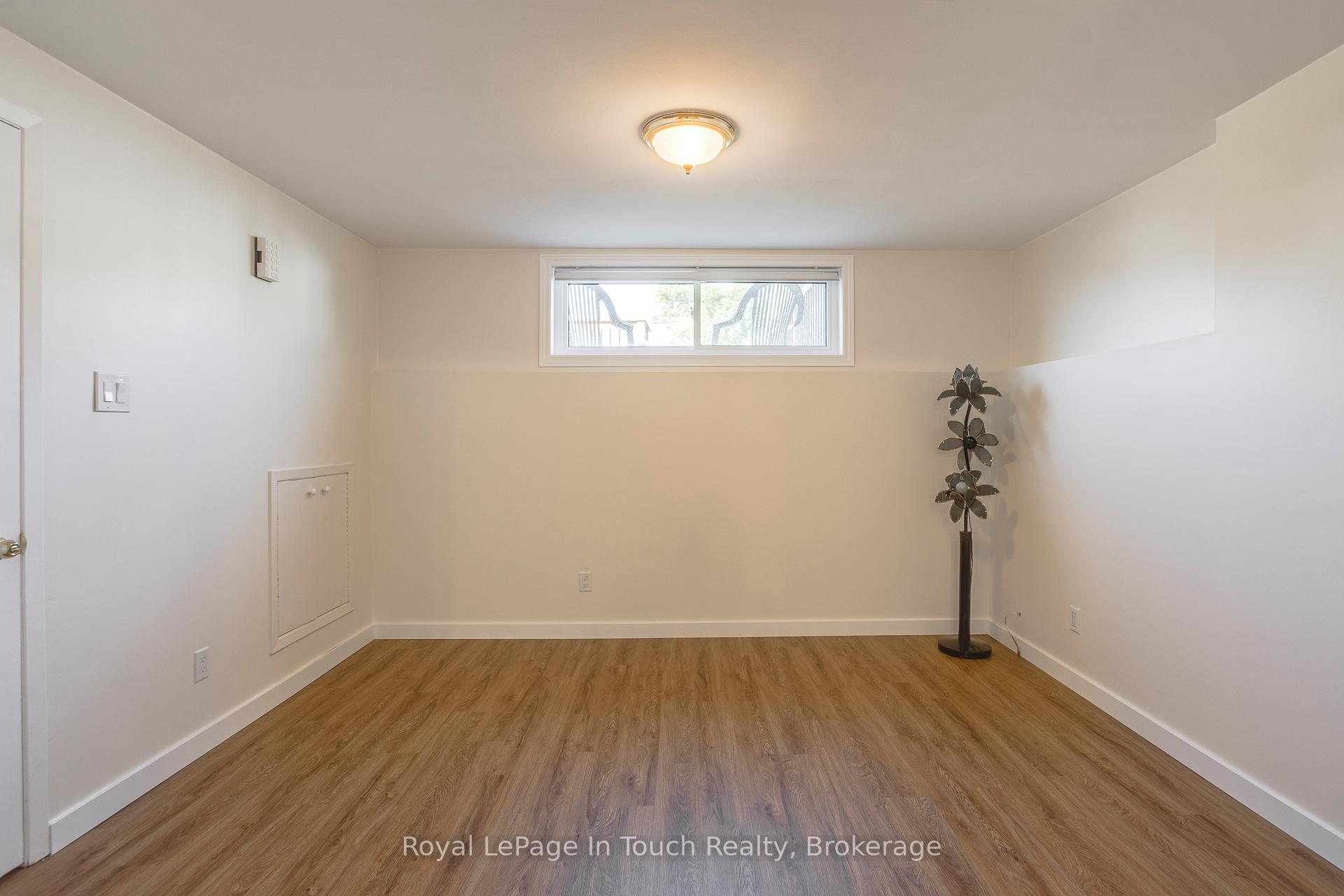 Photo 31 of 206 Lindsay Street, Midland — HOMEH