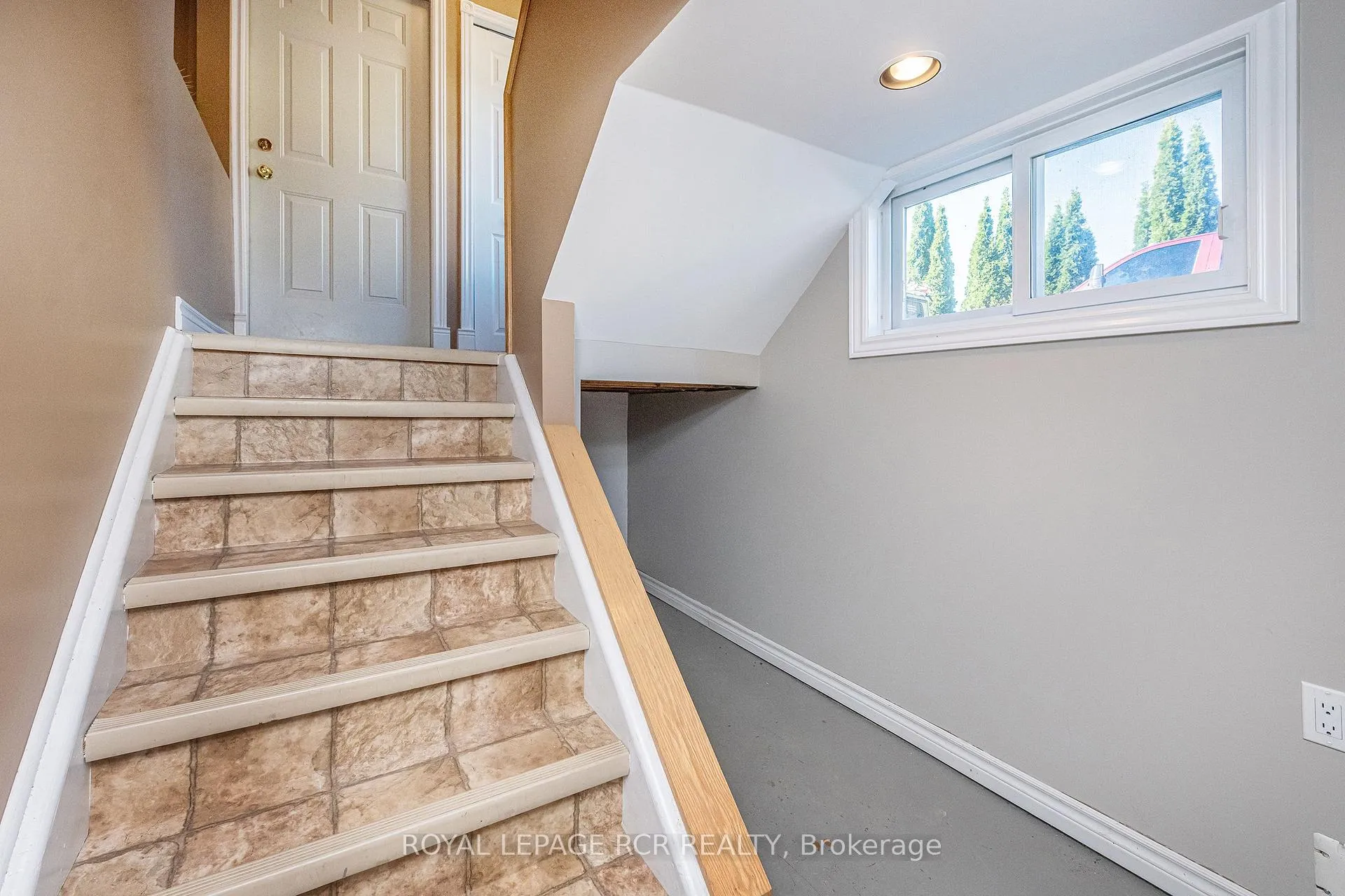 Photo 37 of Unit (Clifford), 61 Elora Street, Minto — HOMEH