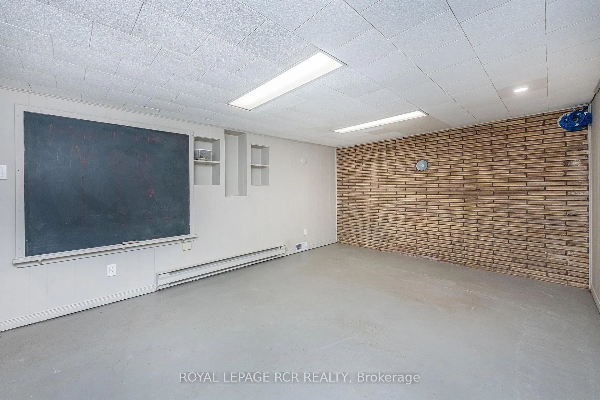 Photo 38 of Unit (Clifford), 61 Elora Street, Minto — HOMEH