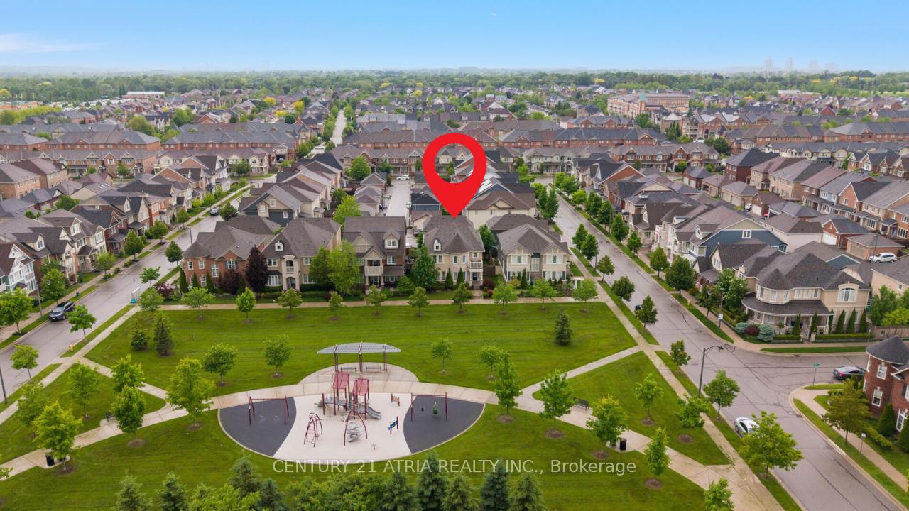 Photo 3 of 8 Peer Street, Markham, Cornell — HOMEH