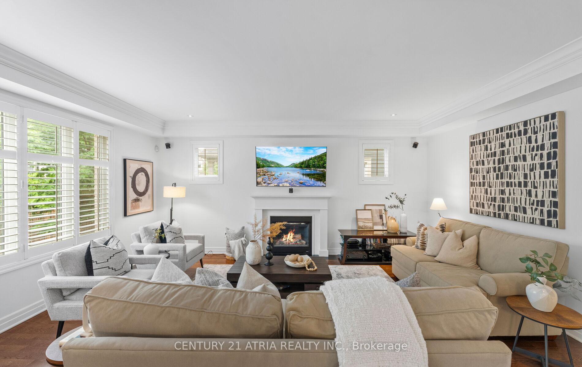 Photo 13 of 8 Peer Street, Markham, Cornell — HOMEH