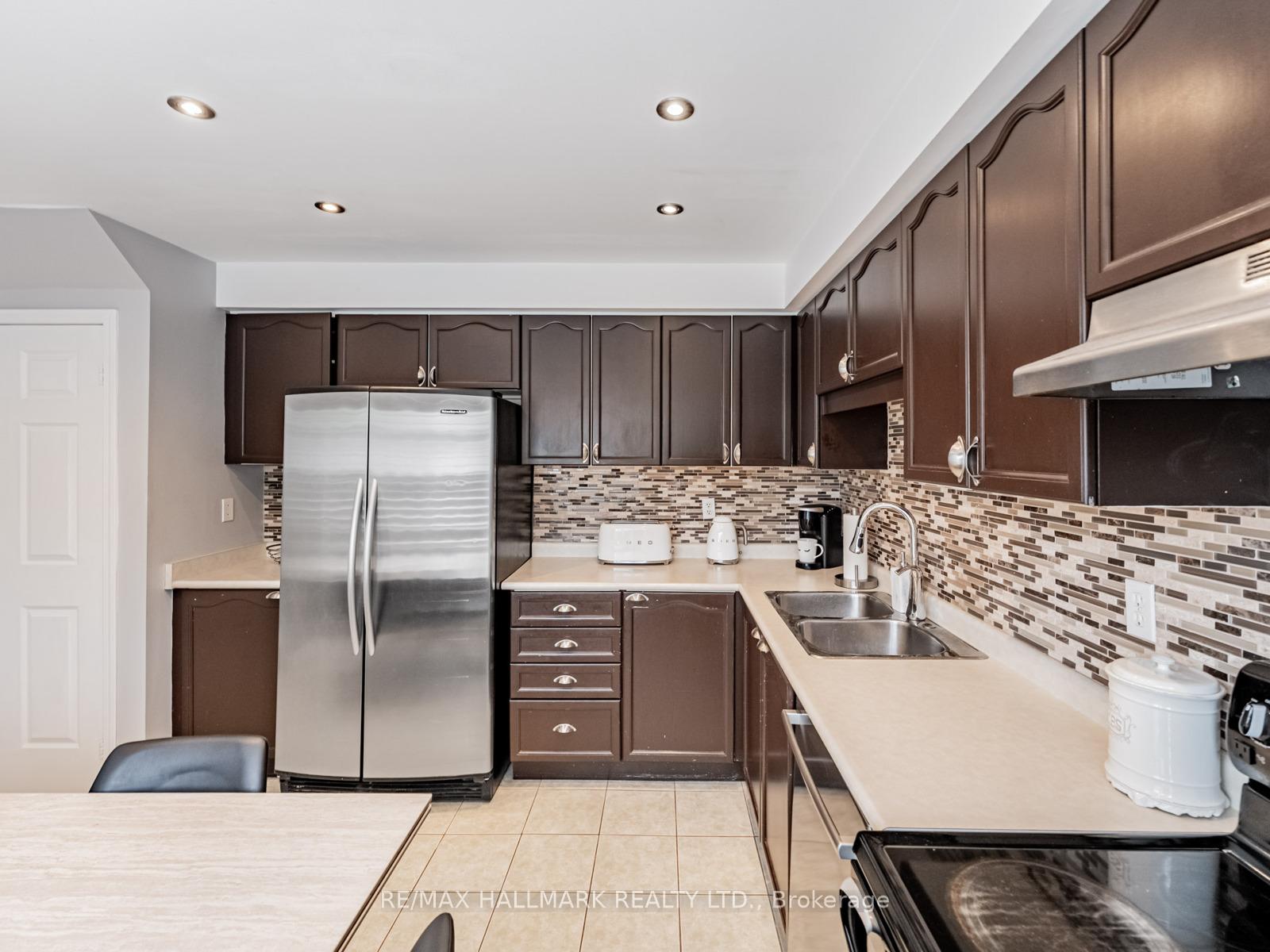 Photo 15 of 1519 Evans Terrace, Milton, Clarke — HOMEH