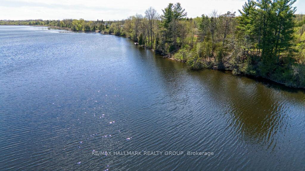 Photo 1 of 793 Heritage Drive, Montague, Montague Twp — HOMEH