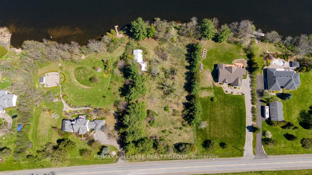Photo 20 of 793 Heritage Drive, Montague, Montague Twp — HOMEH