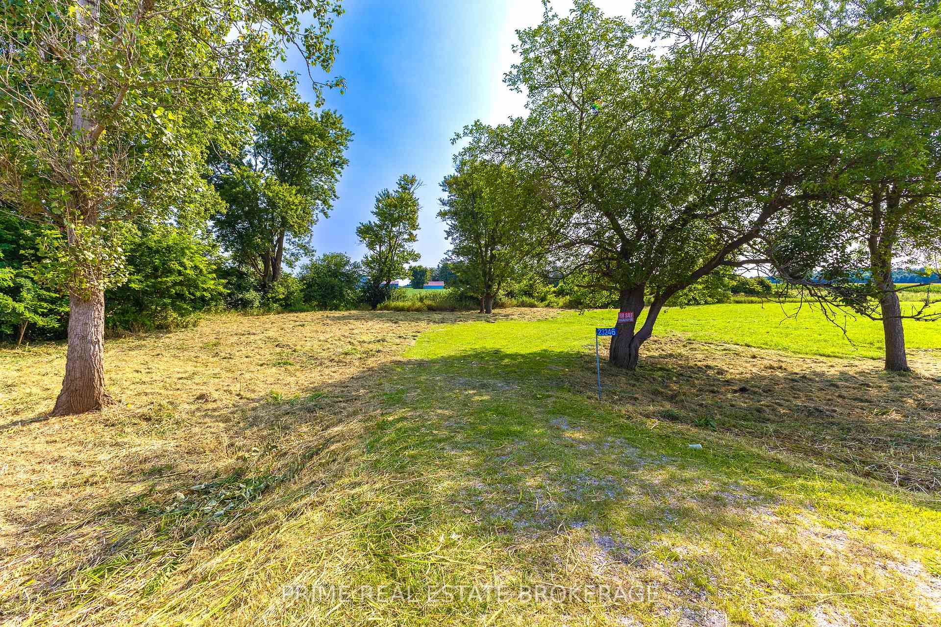 Photo 6 of 23246 Highbury Avenue, Middlesex Centre, Bryanston — HOMEH