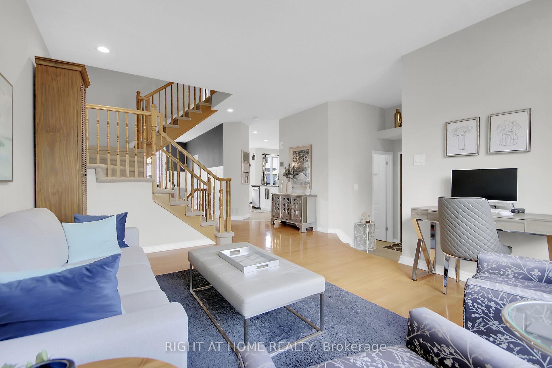 Photo 6 of 12 Ealing Street, Ottawa, Kanata - Morgan's Grant/South March — HOMEH