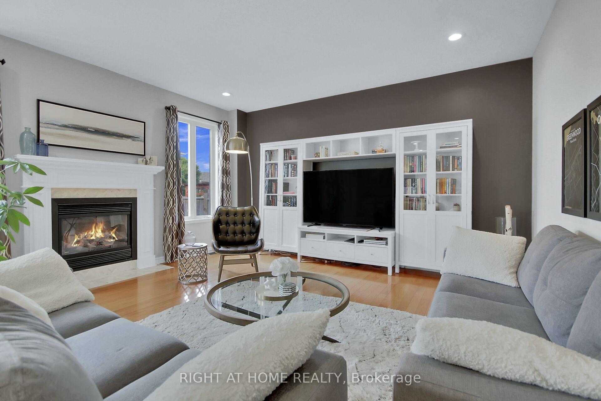 Photo 17 of 12 Ealing Street, Ottawa, Kanata - Morgan's Grant/South March — HOMEH