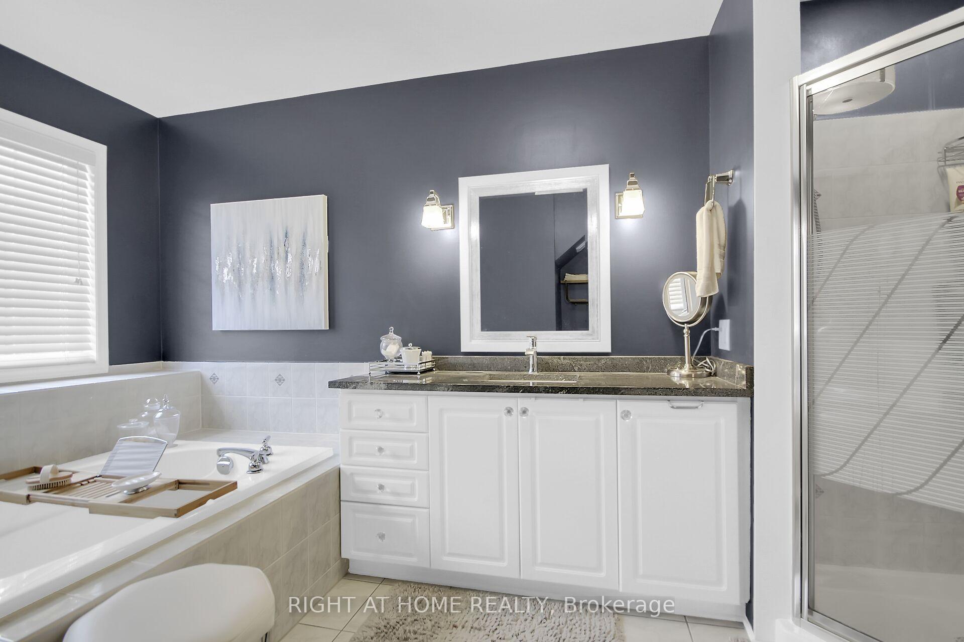 Photo 27 of 12 Ealing Street, Ottawa, Kanata - Morgan's Grant/South March — HOMEH