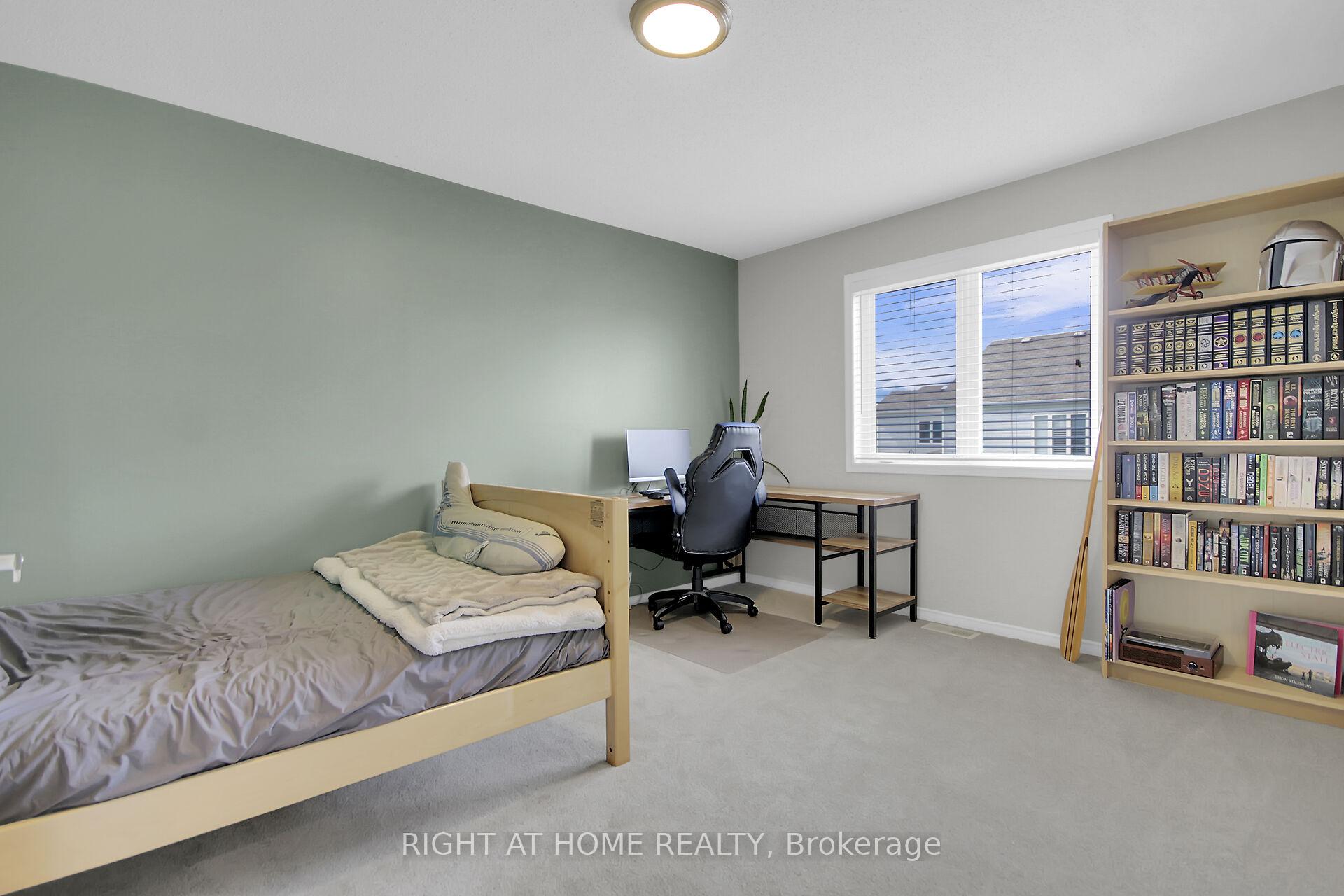 Photo 31 of 12 Ealing Street, Ottawa, Kanata - Morgan's Grant/South March — HOMEH