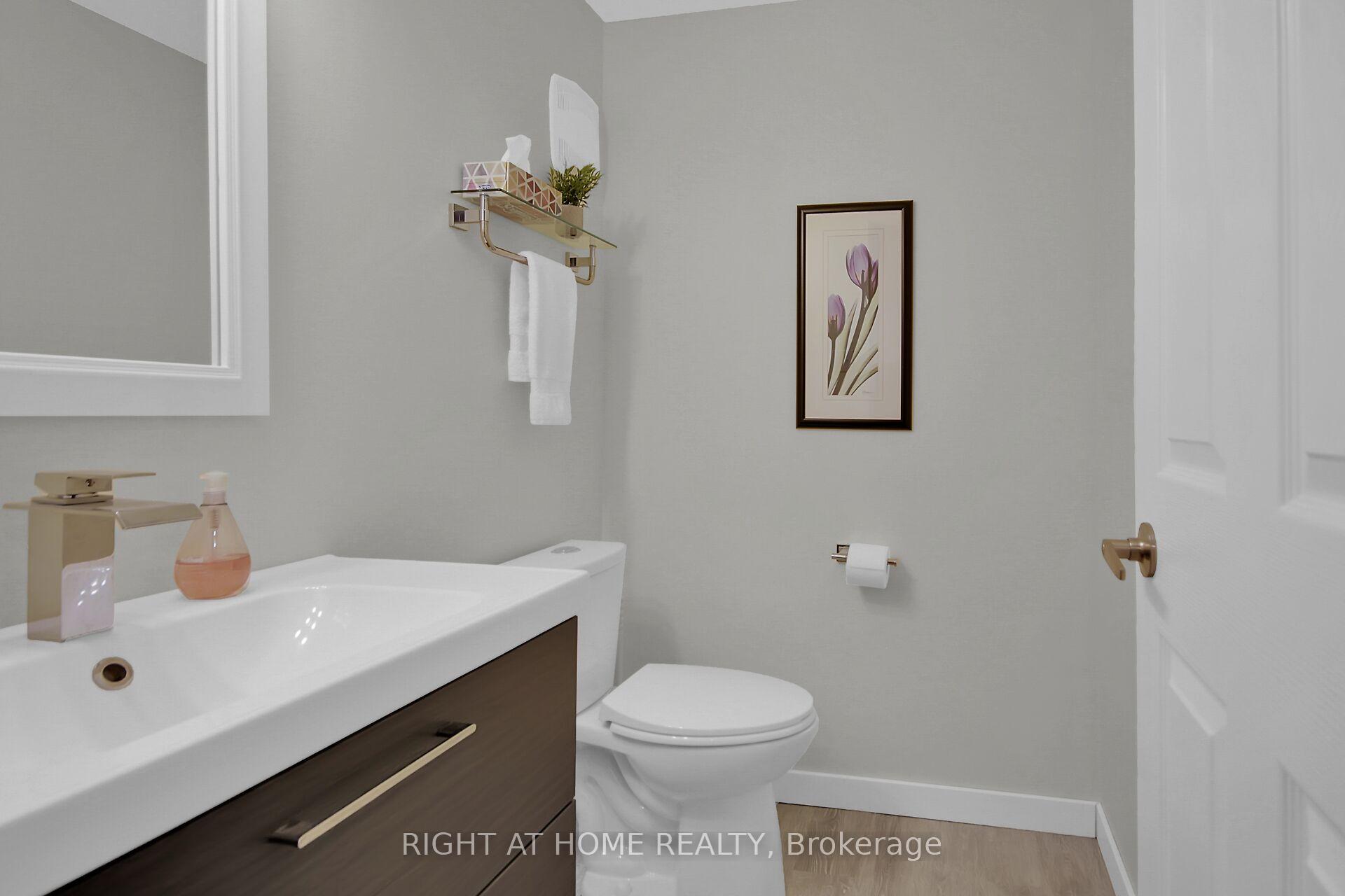 Photo 41 of 12 Ealing Street, Ottawa, Kanata - Morgan's Grant/South March — HOMEH