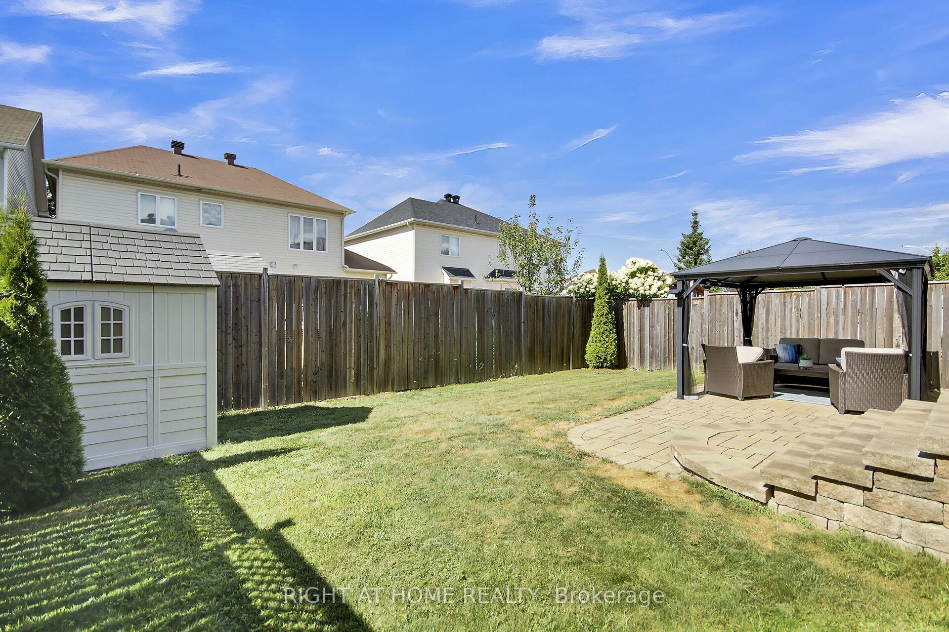 Photo 44 of 12 Ealing Street, Ottawa, Kanata - Morgan's Grant/South March — HOMEH