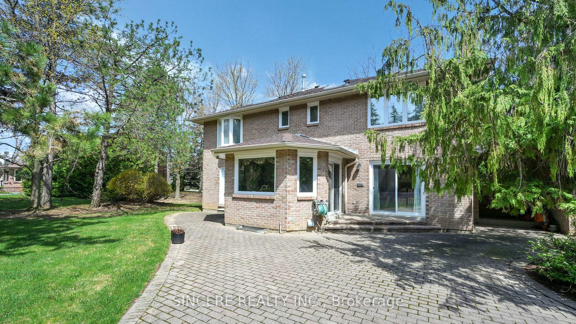 Photo 8 of 27 Country Estates Drive, Markham, Cachet — HOMEH