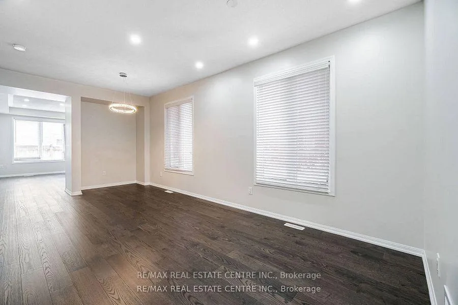 Photo 4 of 989 Farmstead Drive, Milton, Willmott — HOMEH