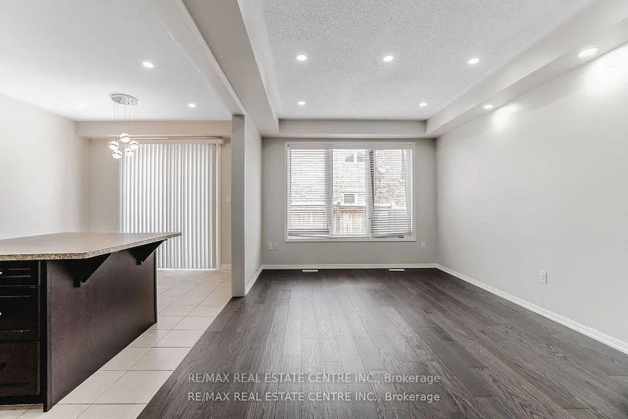 Photo 9 of 989 Farmstead Drive, Milton, Willmott — HOMEH