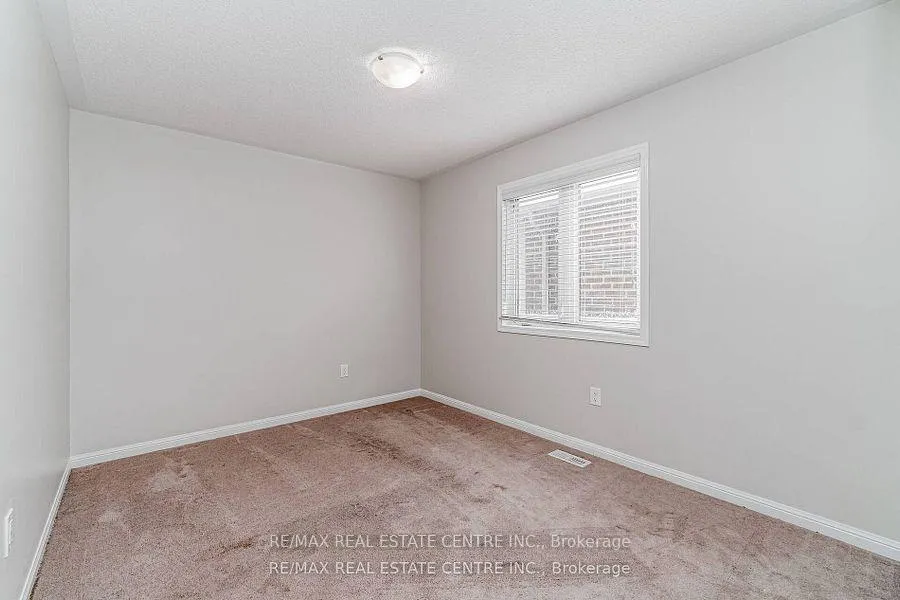 Photo 32 of 989 Farmstead Drive, Milton, Willmott — HOMEH