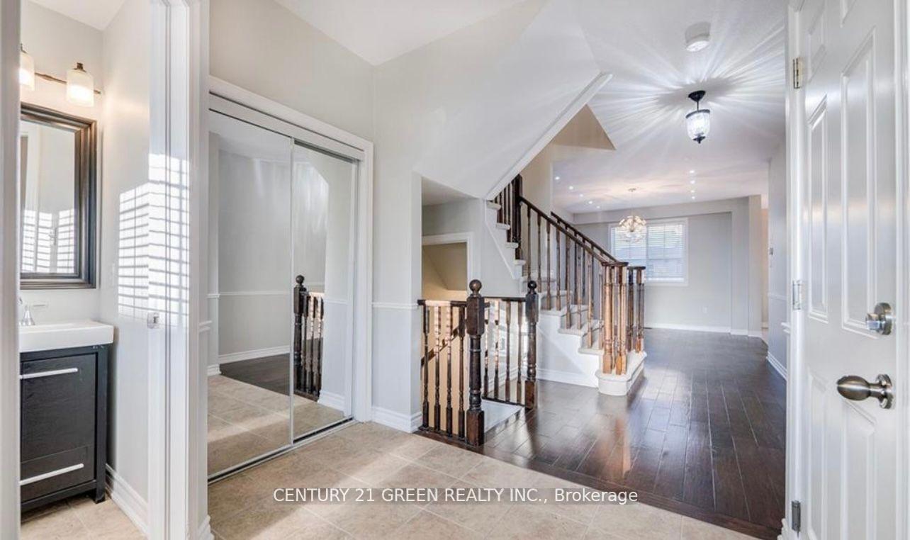 Photo 3 of 569 Murray Meadows Place, Milton, Clarke — HOMEH