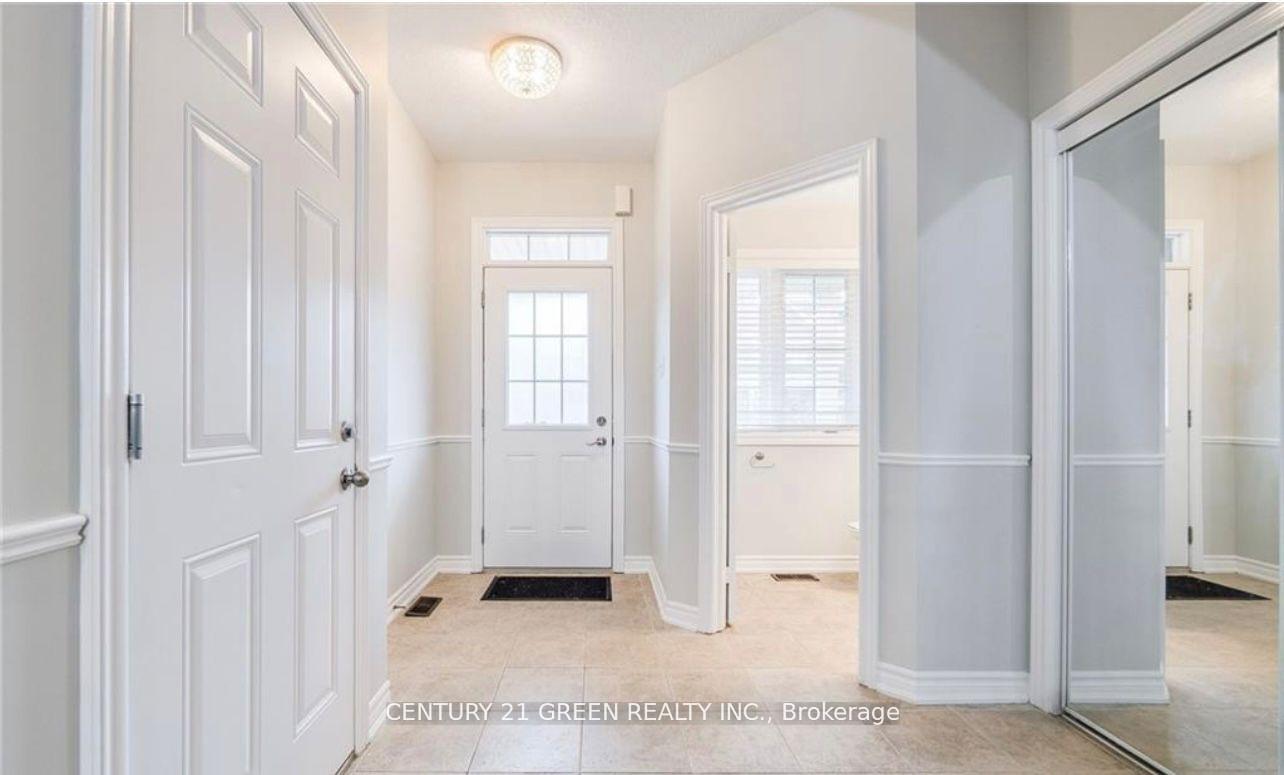 Photo 4 of 569 Murray Meadows Place, Milton, Clarke — HOMEH