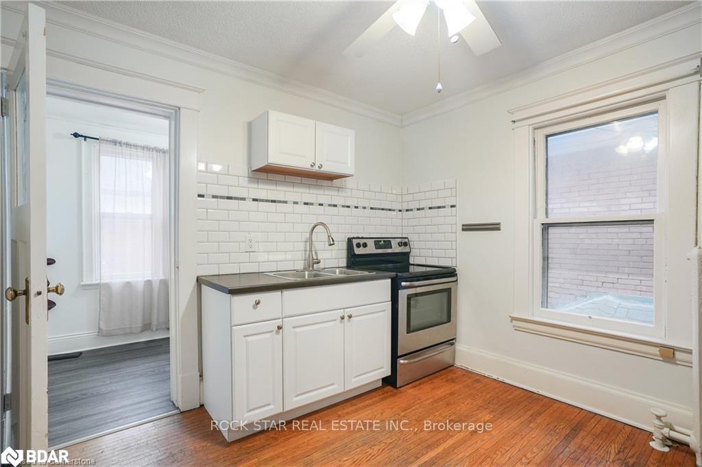 Photo 9 of Unit Upper, 115 Balsam Avenue S, Hamilton, St. Clair — HOMEH