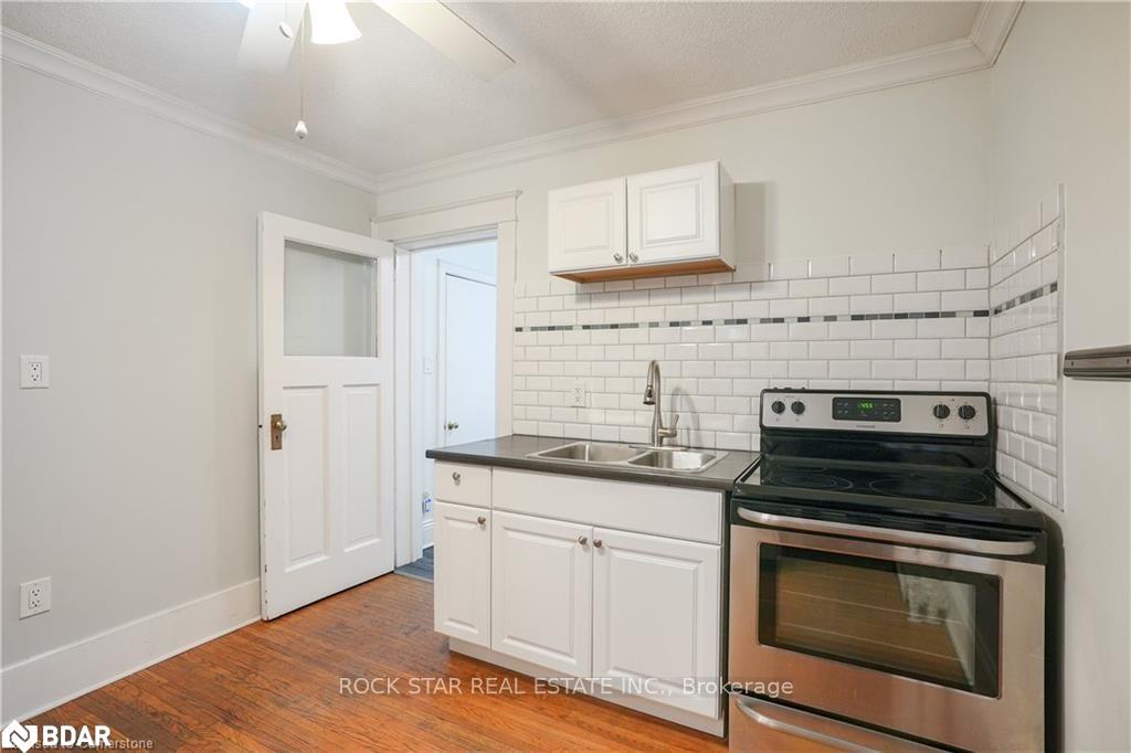 Photo 11 of Unit Upper, 115 Balsam Avenue S, Hamilton, St. Clair — HOMEH