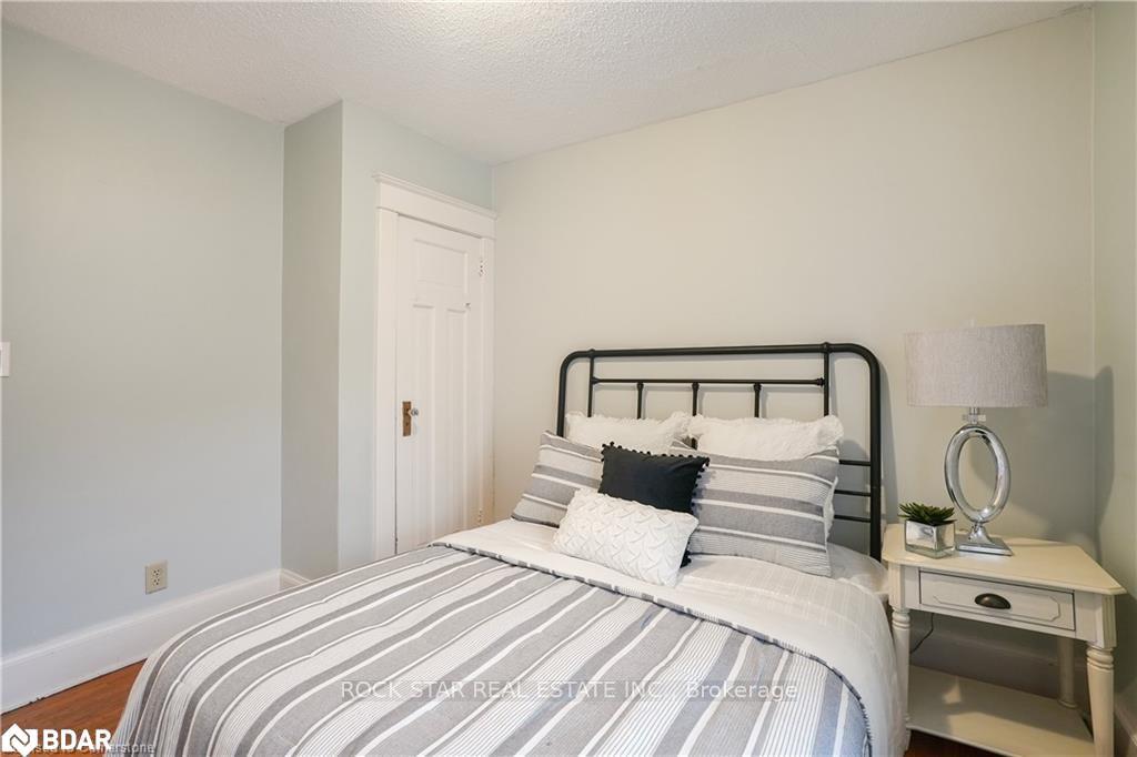 Photo 13 of Unit Upper, 115 Balsam Avenue S, Hamilton, St. Clair — HOMEH