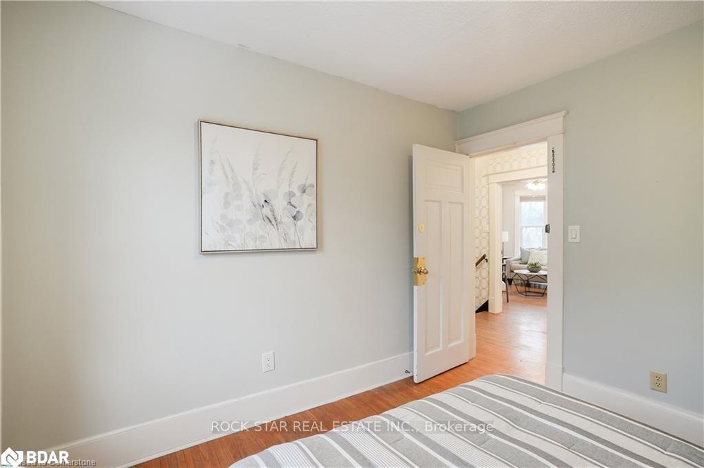 Photo 14 of Unit Upper, 115 Balsam Avenue S, Hamilton, St. Clair — HOMEH