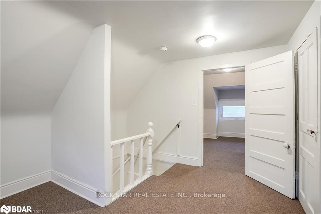 Photo 19 of Unit Upper, 115 Balsam Avenue S, Hamilton, St. Clair — HOMEH
