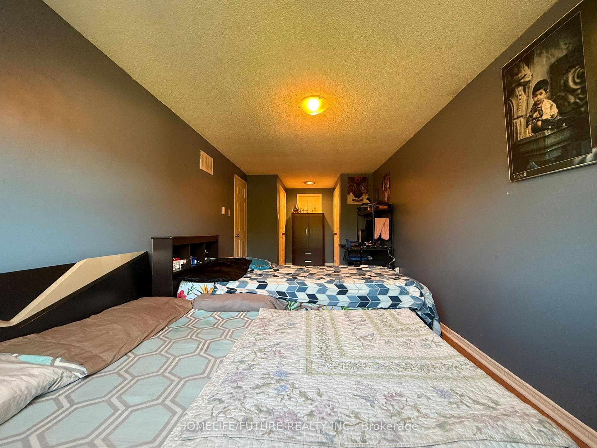 Photo 9 of 85 Stather Crescent, Markham, Milliken Mills East — HOMEH