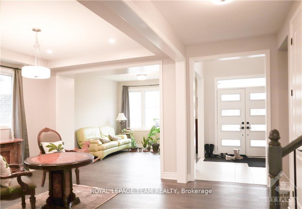Photo 3 of 505 Arosa Way, Ottawa, Kanata - Emerald Meadows/Trailwest — HOMEH
