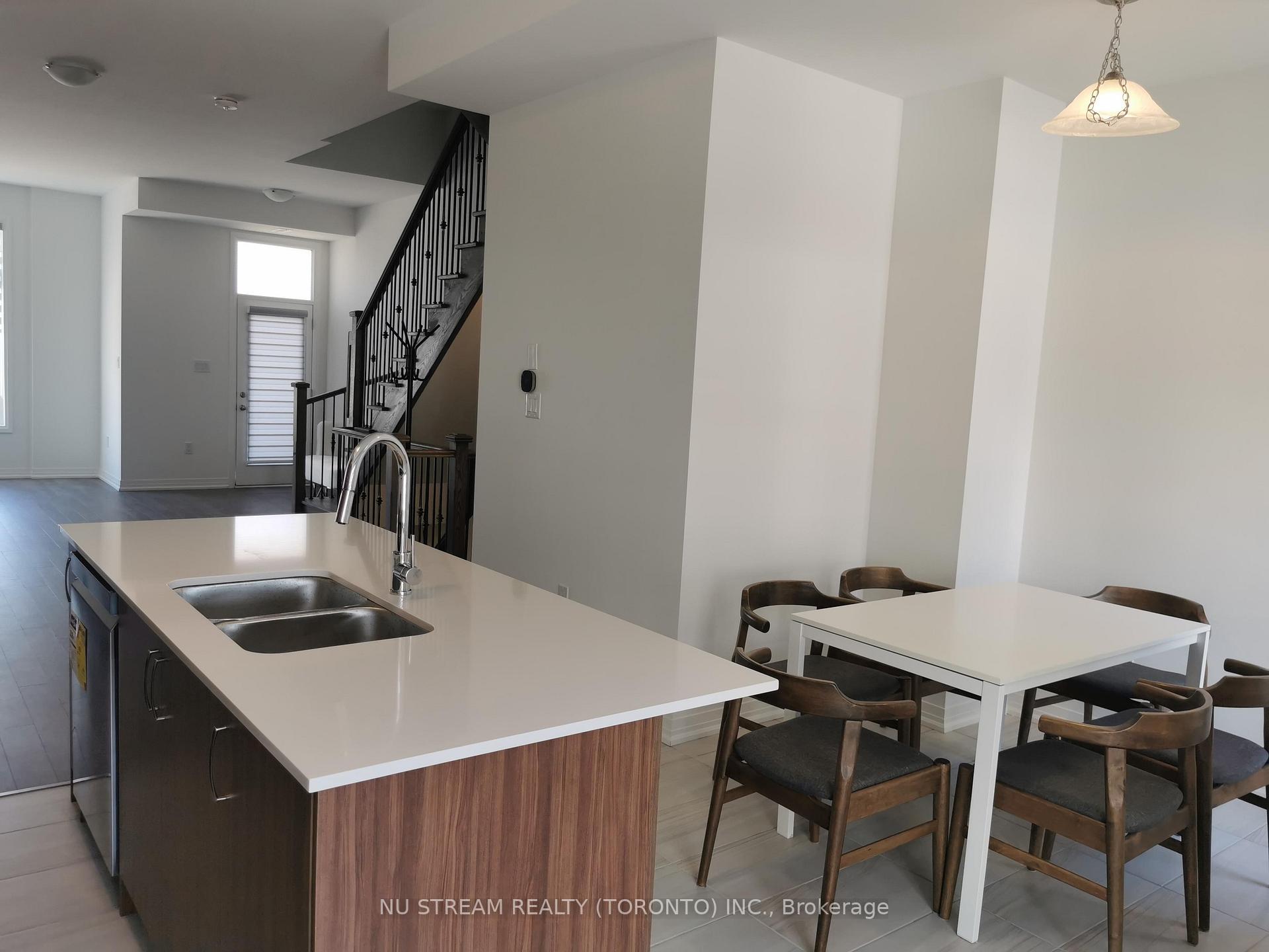 Photo 9 of 23 Albert Firman Lane, Markham, Cachet — HOMEH