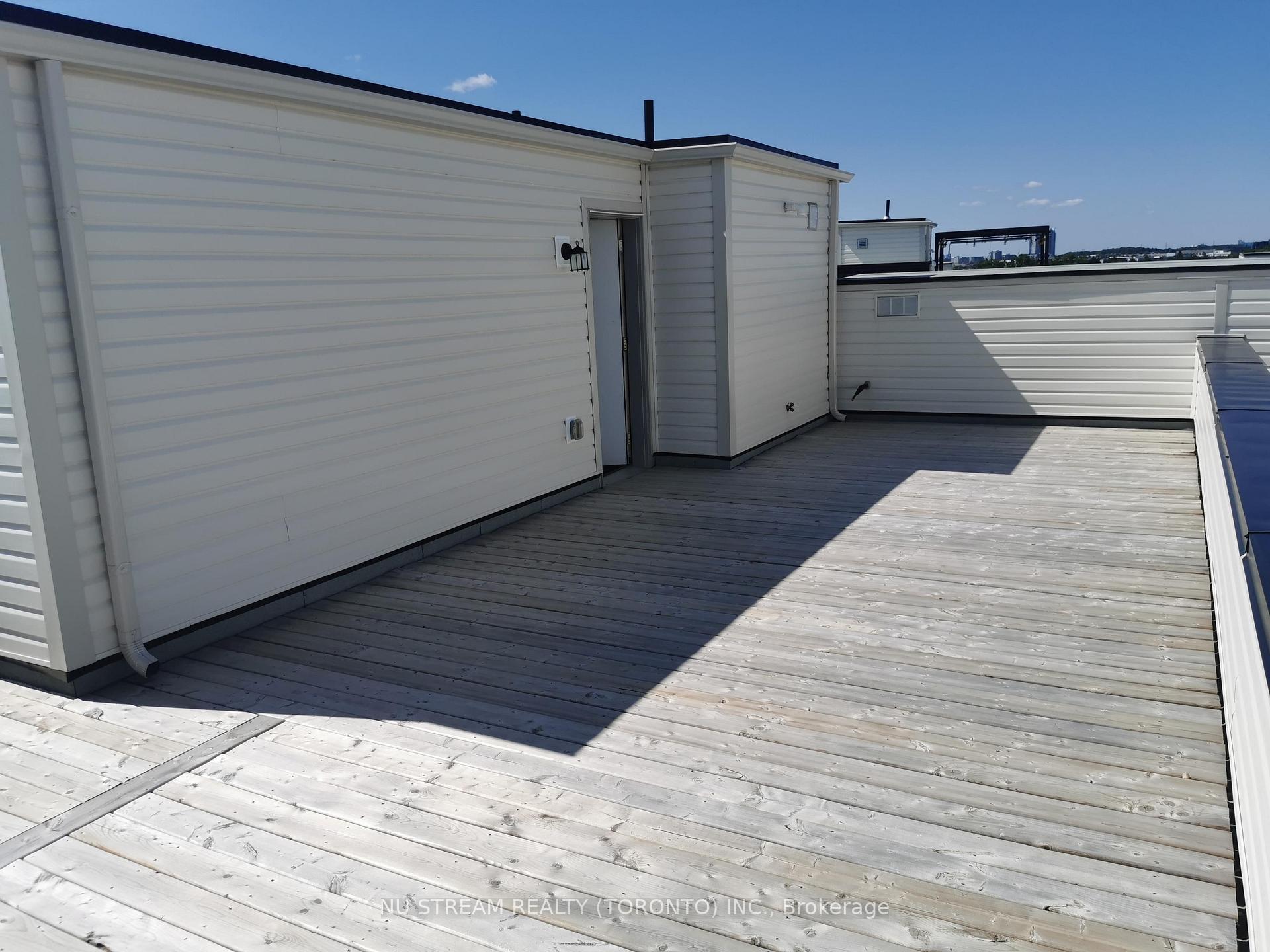 Photo 25 of 23 Albert Firman Lane, Markham, Cachet — HOMEH