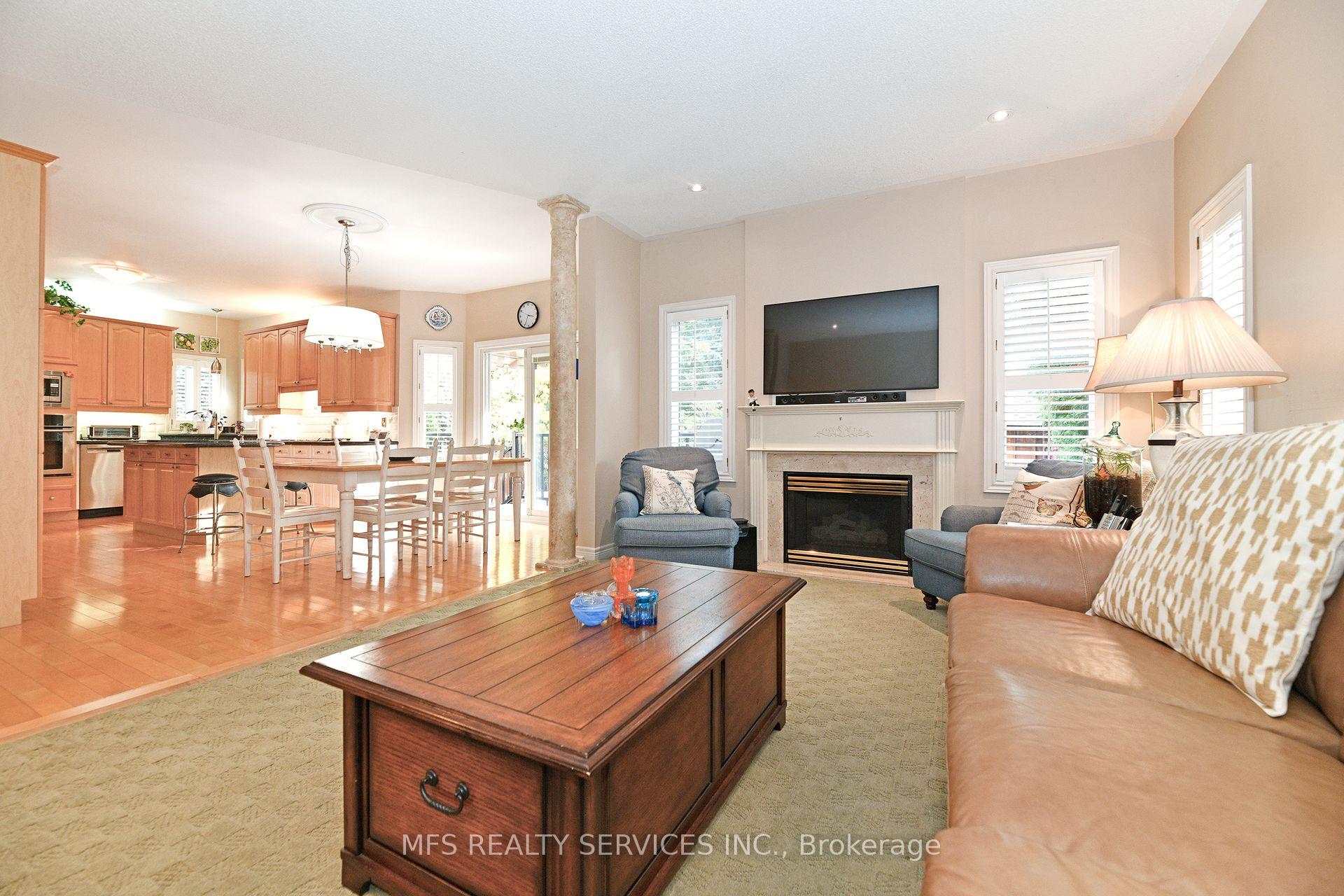 Photo 10 of 9 Richview Court, Markham, Thornlea — HOMEH