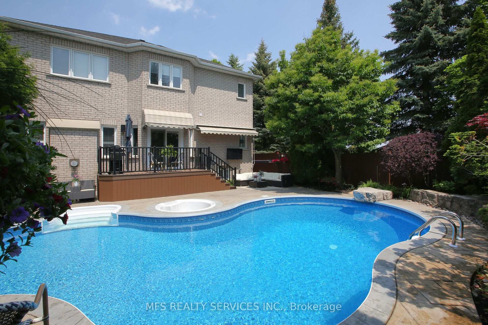 Photo 29 of 9 Richview Court, Markham, Thornlea — HOMEH