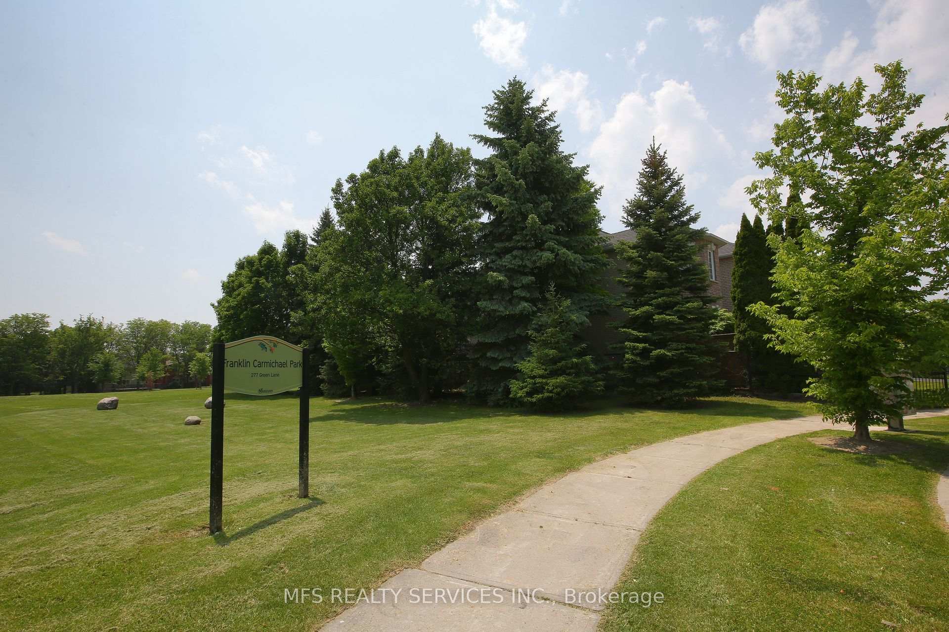 Photo 35 of 9 Richview Court, Markham, Thornlea — HOMEH