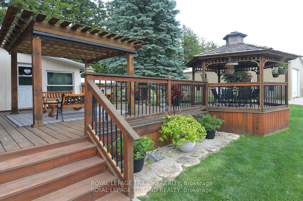 Photo 2 of 5103 Dundas Street, Middlesex Centre, Rural Middlesex Centre — HOMEH