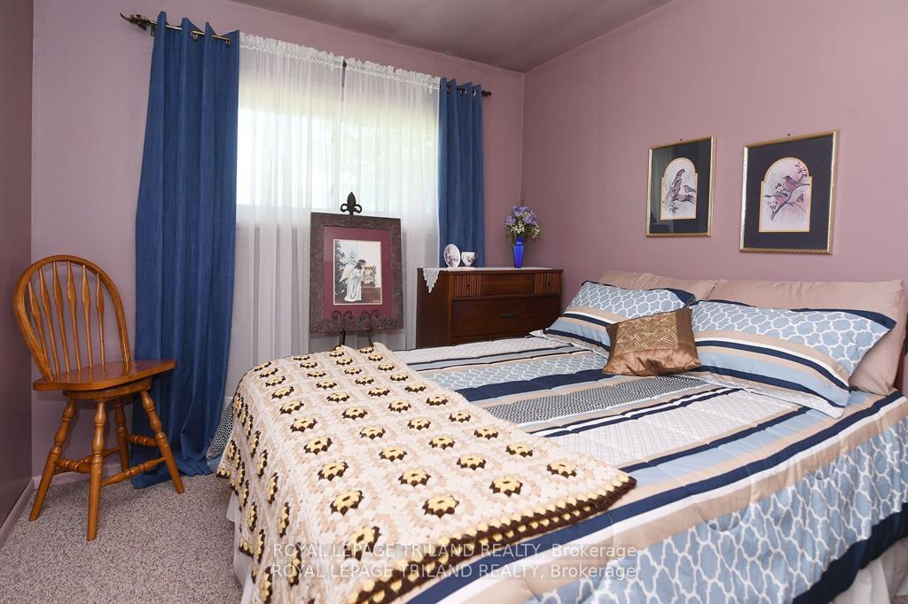 Photo 10 of 5103 Dundas Street, Middlesex Centre, Rural Middlesex Centre — HOMEH
