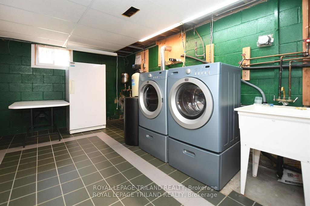 Photo 17 of 5103 Dundas Street, Middlesex Centre, Rural Middlesex Centre — HOMEH