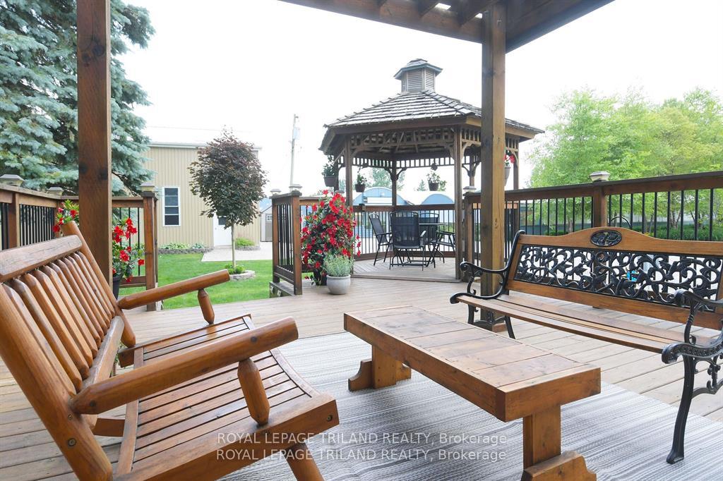 Photo 20 of 5103 Dundas Street, Middlesex Centre, Rural Middlesex Centre — HOMEH
